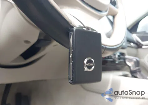 2016 Volvo Xc90 T6 Momentum z USA, uszkodzony, nr VIN YV4A22PK7G1034777